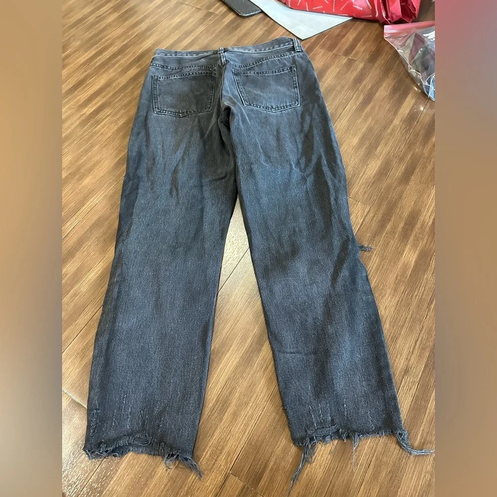 We the free FREE PEOPLE: DISTRESSED BLACK MAGGIE JEANS size 27 OB901514 - Picture 9 of 9